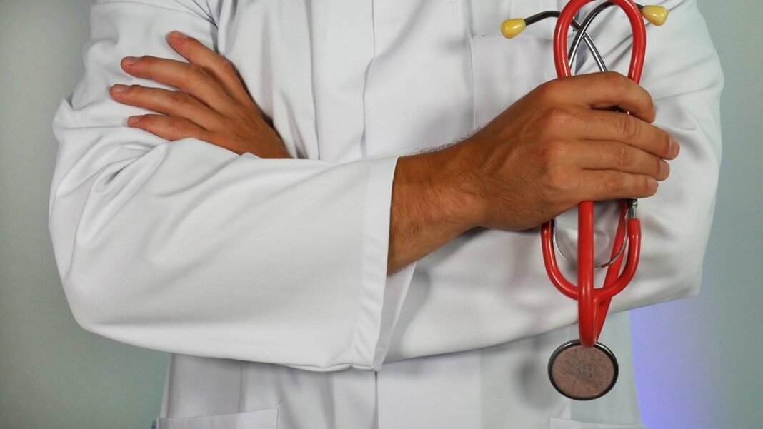 Amazon One Medical CMO: AI Is the Front Door to Healthcare Amazon One Medical CMO: AI Is the Front Door to Healthcare
