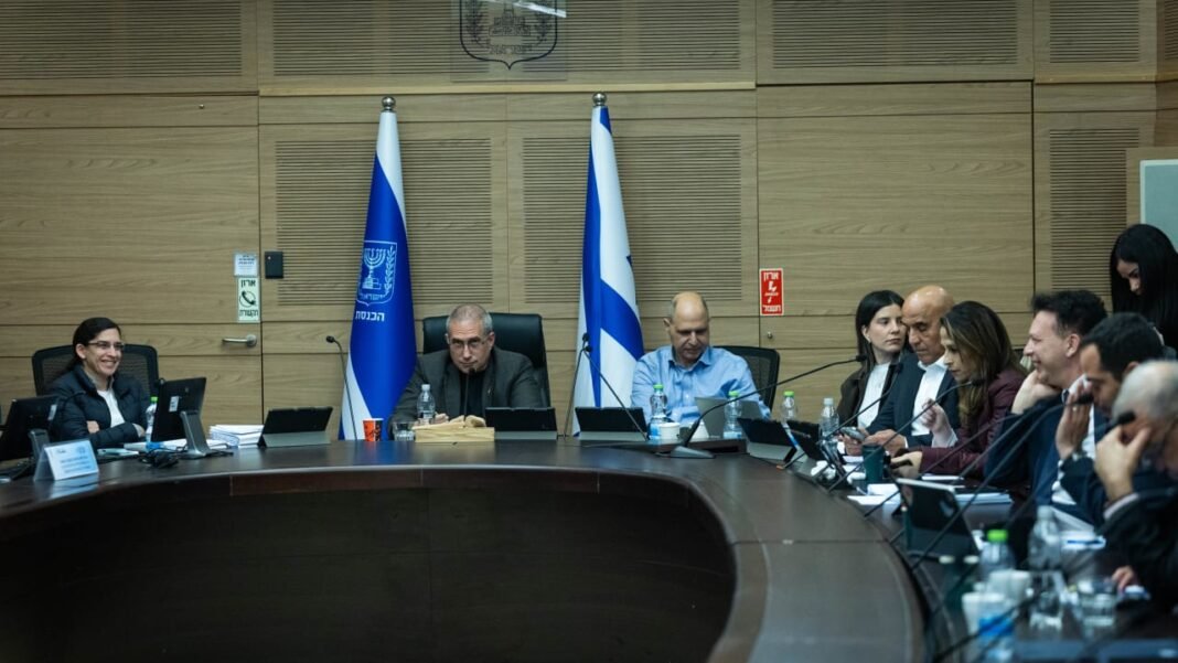 Knesset Finance panel debates transfer of NIS 98 million to haredi schools Knesset Finance panel debates transfer of NIS 98 million to haredi schools