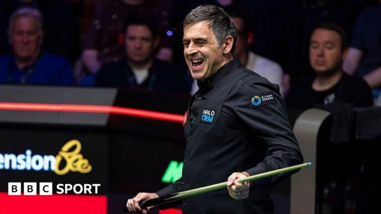 O'Sullivan starts well as Murphy squeezes through