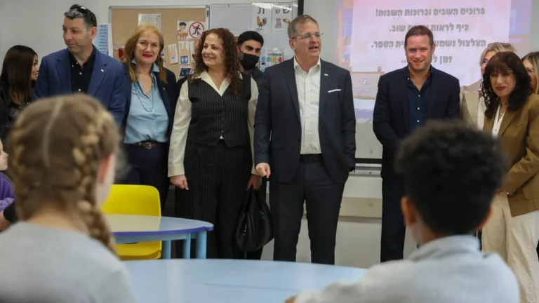 School system to fully reopen across Israel starting Sunday, Education Ministry confirms