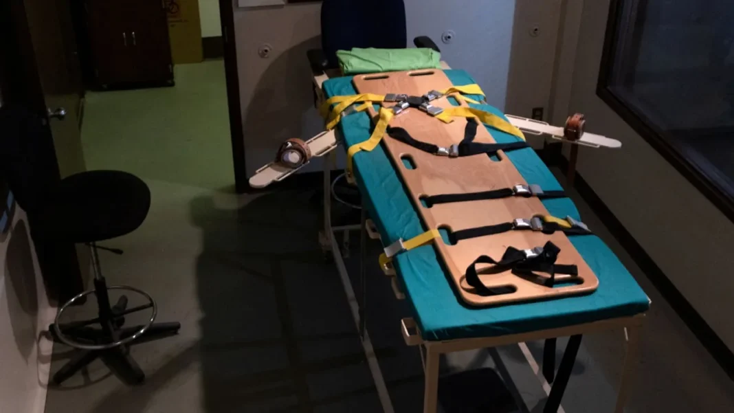 US adding firing squads, electrocution and gassing to federal execution methods