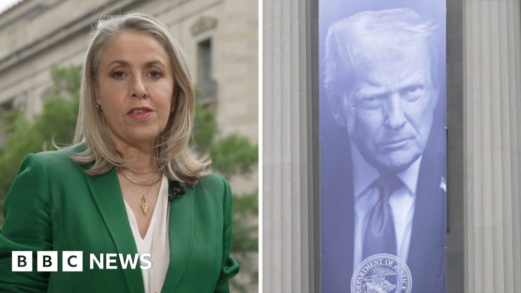 How Trump is transforming Washington – by adding his face everywhere How Trump is transforming Washington – by adding his face everywhere