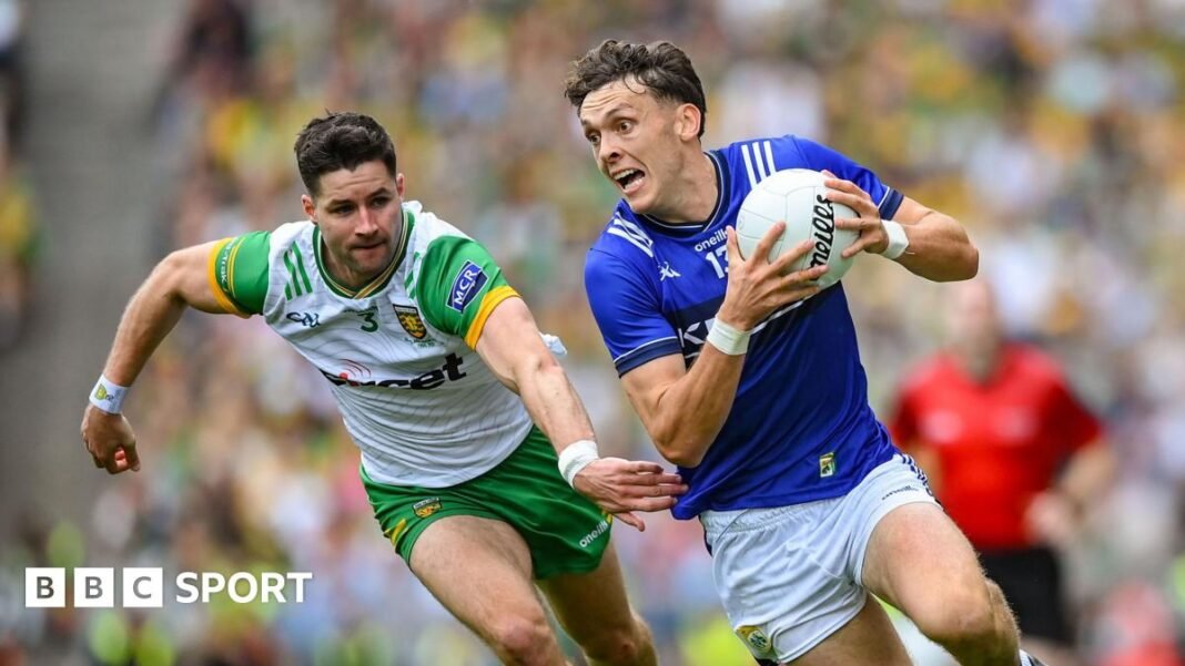 David Clifford holds off Brendan McCole