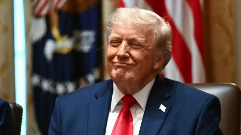 Trump in excellent health with leg swelling, hand bruising, doctor says
