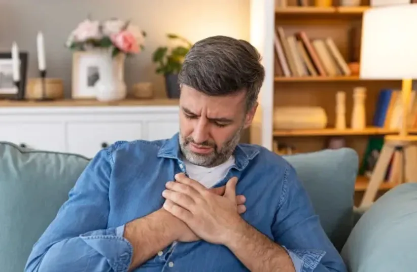 Pain in the chest (credit: SHUTTERSTOCK)