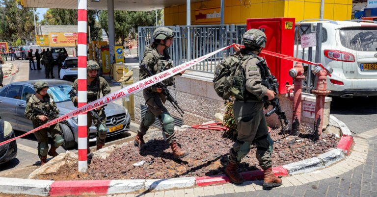 Arab Gunman Kills One in Attack on Central Israel