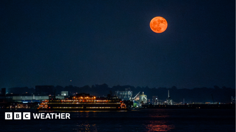 Full Strawberry Moon set to light up night sky