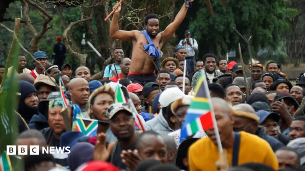 Heavy security in South Africa as anti-migrant protesters take to the streets Heavy security in South Africa as anti-migrant protesters take to the streets