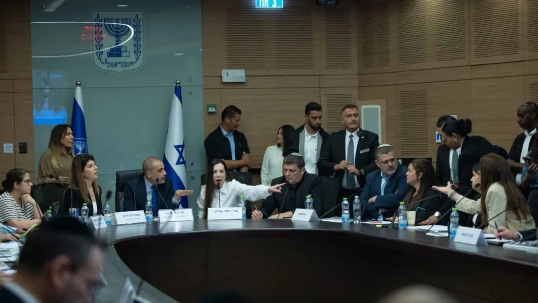 Knesset advances bill to enshrine Torah study into Basic Law, supporting haredi draft evaders