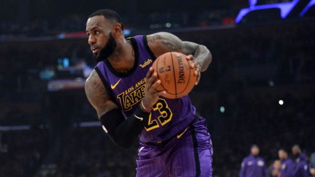LeBron James tells Lakers he intends to leave the team, ending eight season legacy in LA LeBron James tells Lakers he intends to leave the team, ending eight season legacy in LA