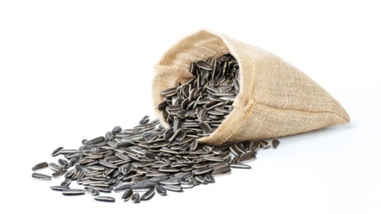 The nuts and seeds Israelis love can prevent high blood pressure, diabetes, and heart attacks