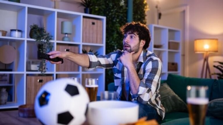 What happens to our body during World Cup matches in the middle of the night?