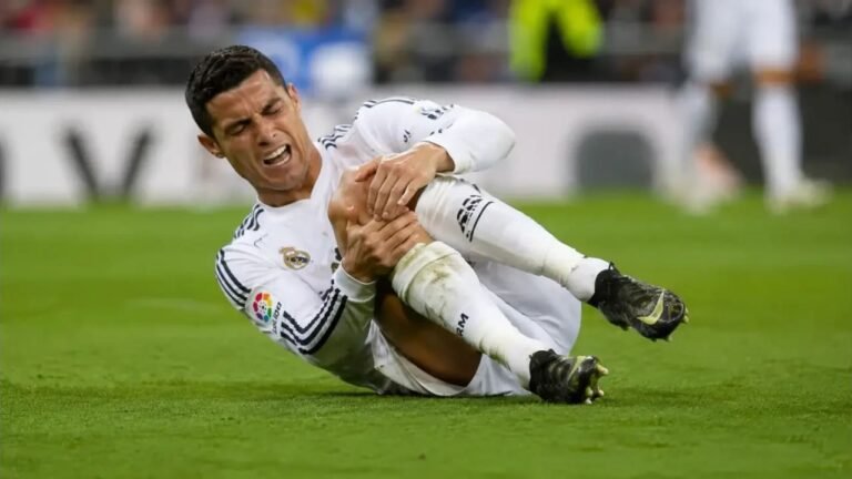 Why more and more football players are suffering from injuries?