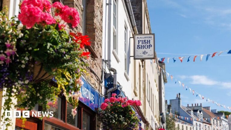 Alderney set to welcome Britain in Bloom judges