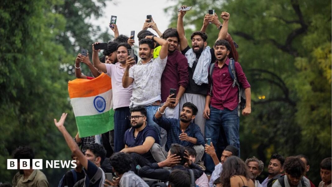 India's 'cockroach' protest called off after education minister quits India's 'cockroach' protest called off after education minister quits