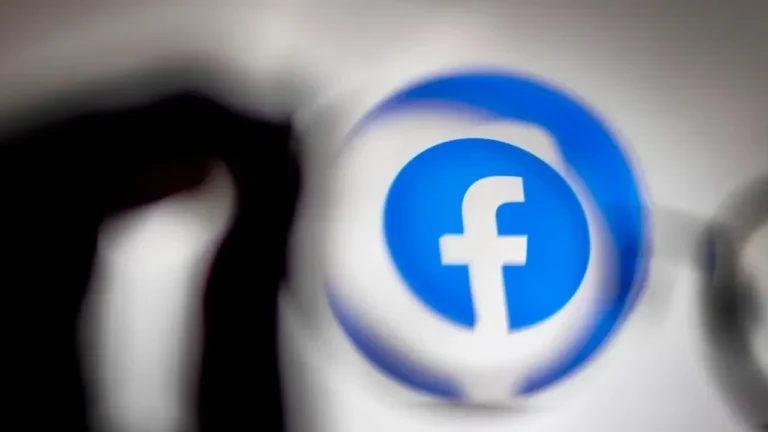 Meta hit by global disruptions as thousands of Facebook and Instagram users report service issues