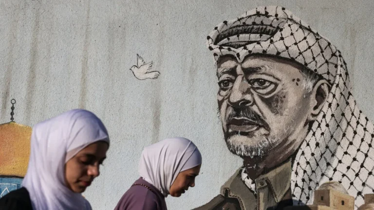 Middle Israel: How Jews and Palestinians became masters of historical denial