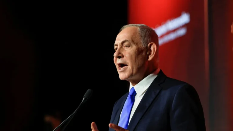 Netanyahu, Likud could win more seats apart than together, but would weaken coalition – poll