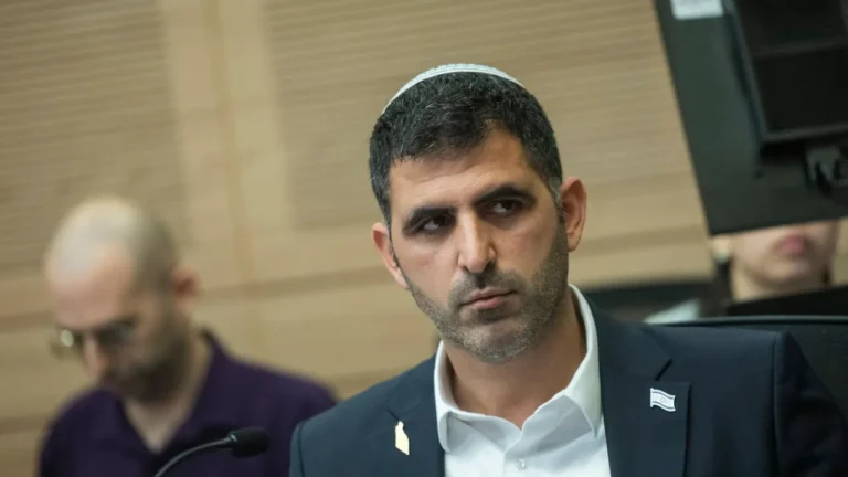 Netanyahu is pushing Israel toward a constitutional crisis by ignoring court ruling – editorial