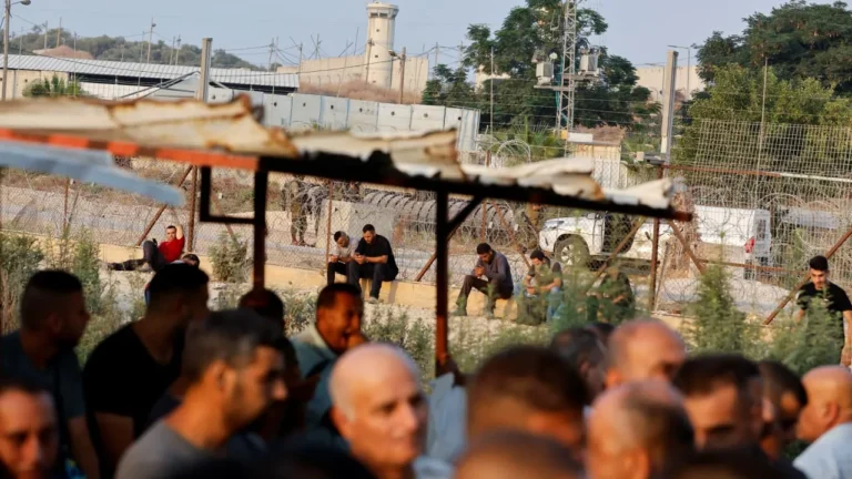 Palestinians allowed to work in Israel again as IDF lifts ban imposed following Gilad Farm attack