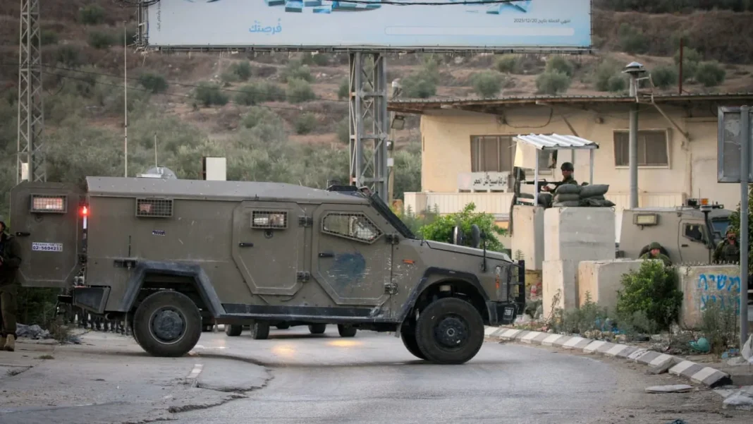 Suspected car ramming at checkpoint near Hebron, IDF searching for perpetrator